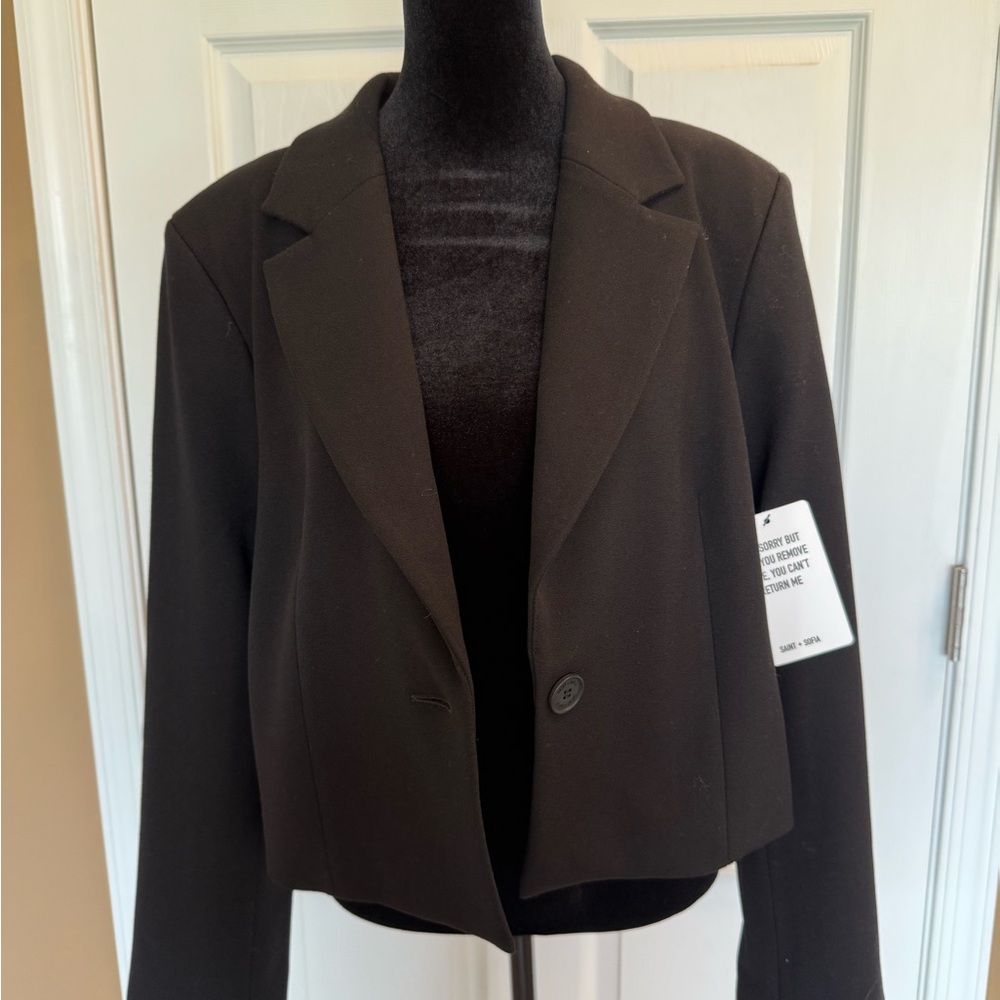 Saint+Sofia Astrid Cropped Blazer- Black Women's Blazer